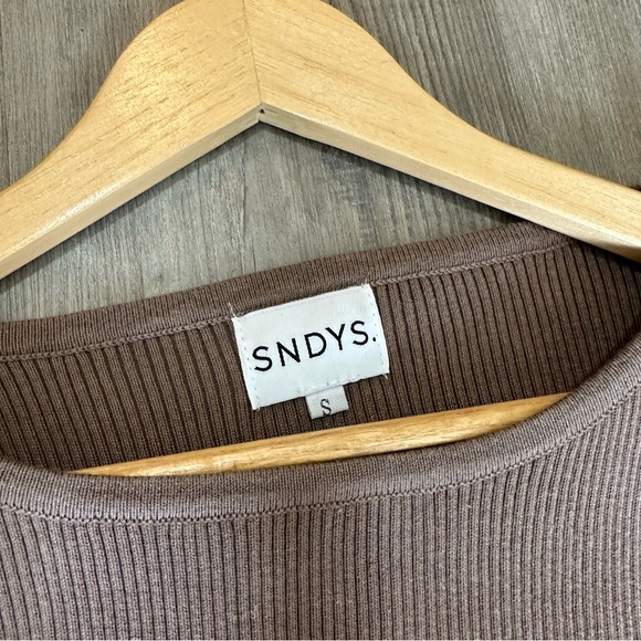 SNDYS REVOLVE Brown Ribbed Sweater Size Small - Picture 3 of 6